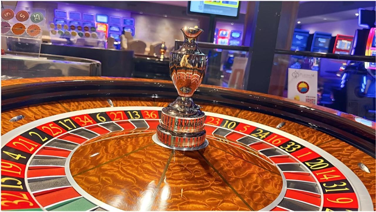 Platinum Hotel And Casino بانسكو المظهر الخارجي الصورة